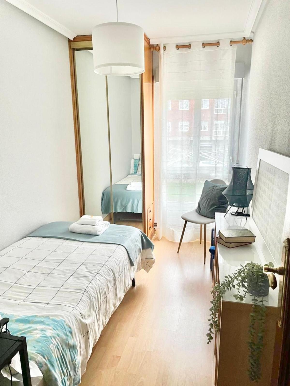 Apartamento San Lazaro. Oviedo Buitenkant foto